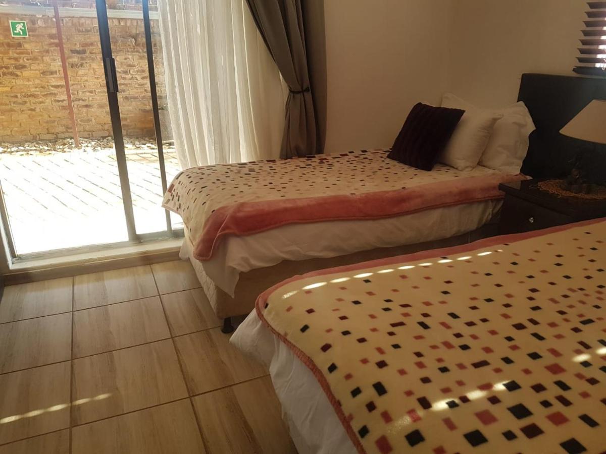 Aliwal Villa Guest Lodge Dış mekan fotoğraf
