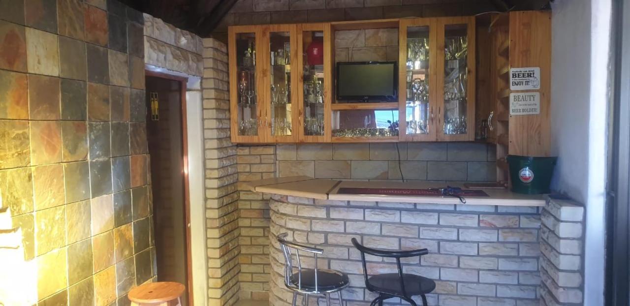 Aliwal Villa Guest Lodge Dış mekan fotoğraf