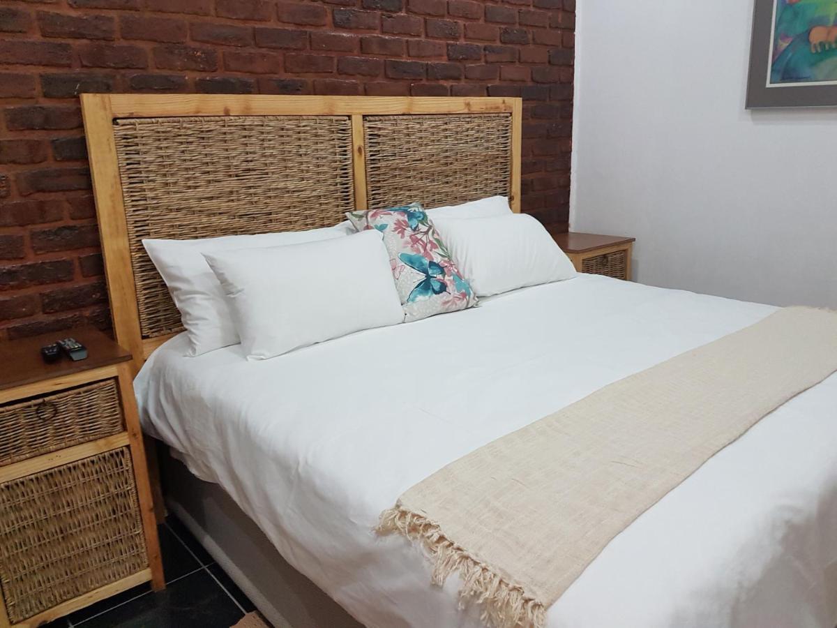 Aliwal Villa Guest Lodge Dış mekan fotoğraf